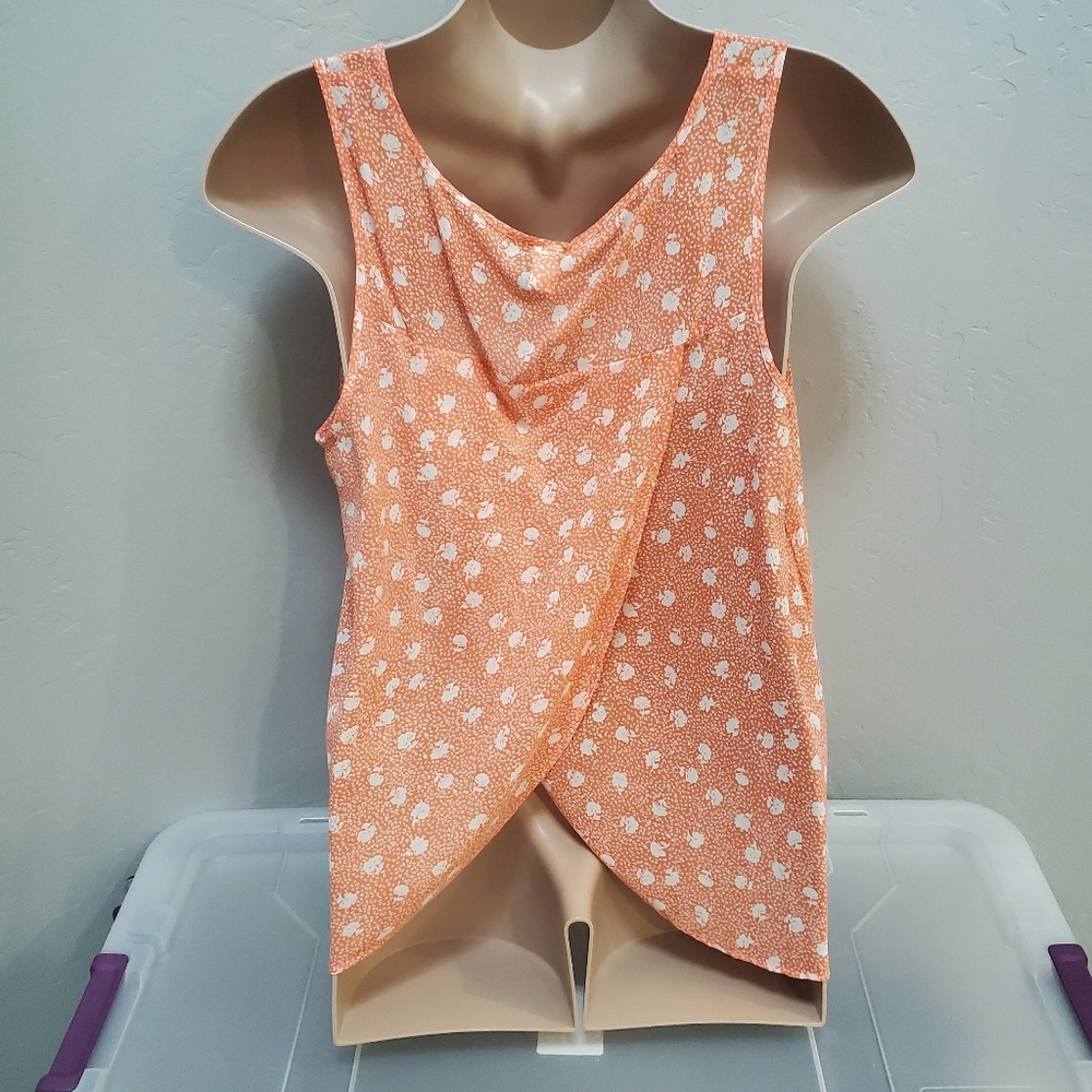 Torrid Tank - Picture 4 of 5